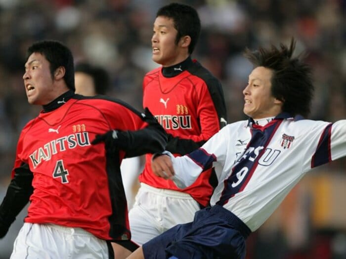 「怒鳴られるの絶対嫌、よかった野洲で」高校サッカーに衝撃を与えた“セクシー天才集団”「罰走の横で談笑ストレッチ」坊主・鹿実と伝説の決勝<Number Web> photograph by YUTAKA/AFLO SPORT