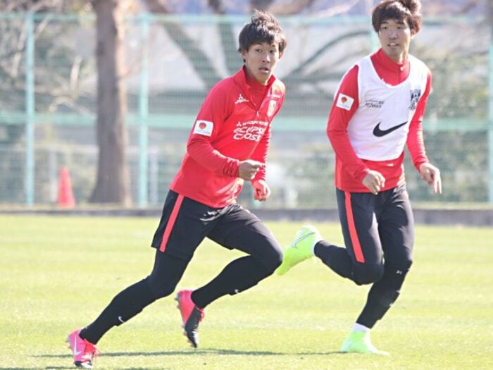 武田英寿が浦和レッズを選んだ理由。「長谷部さんも苦しんだと聞いた」＜Number Web＞ photograph by Takahito Ando