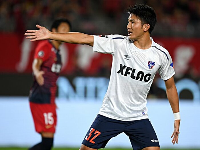ブラジル攻撃陣に食らいついて金星!DF渡辺剛に響いた森重&東のエール。<Number Web> photograph by Getty Images