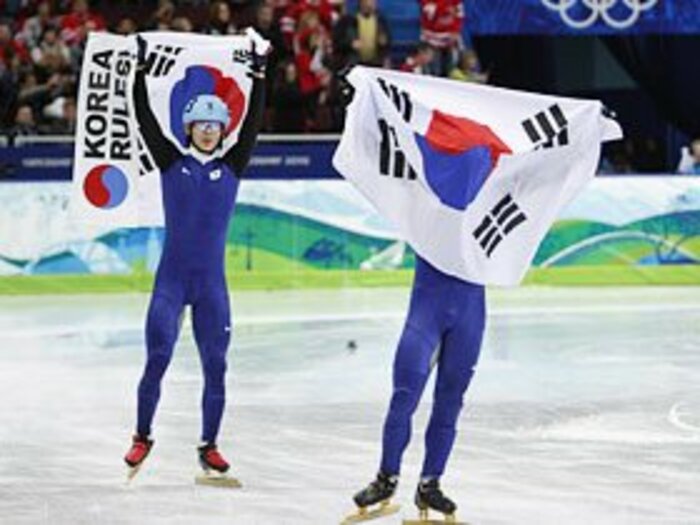 メダルは少ないけど入賞が多い!? 日本と韓国のスポーツ政策の違い。＜Number Web＞ photograph by AFLO