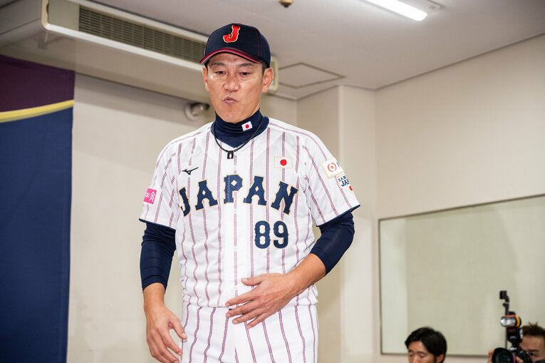 プレミア12決勝後に会見に臨んだ侍ジャパンの井端弘和監督　©︎Nanae Suzuki