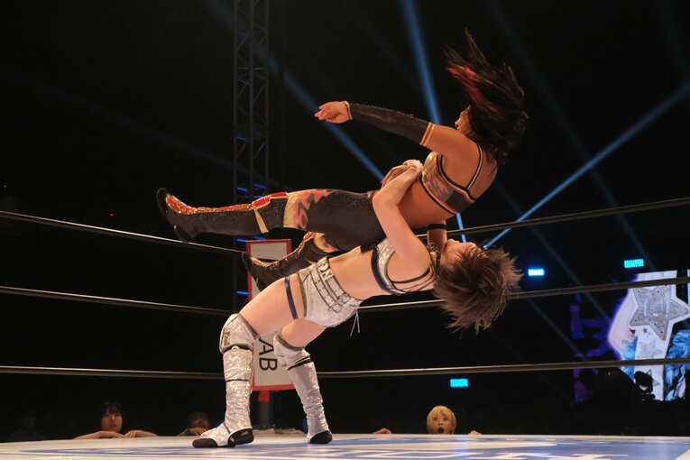 「可愛いのかと思ったら鬼やんけ」出会いから9年の決着…安納サオリを破った岩田美香のプライドの理由「スターダムはどんどん大きくなって…」(22)