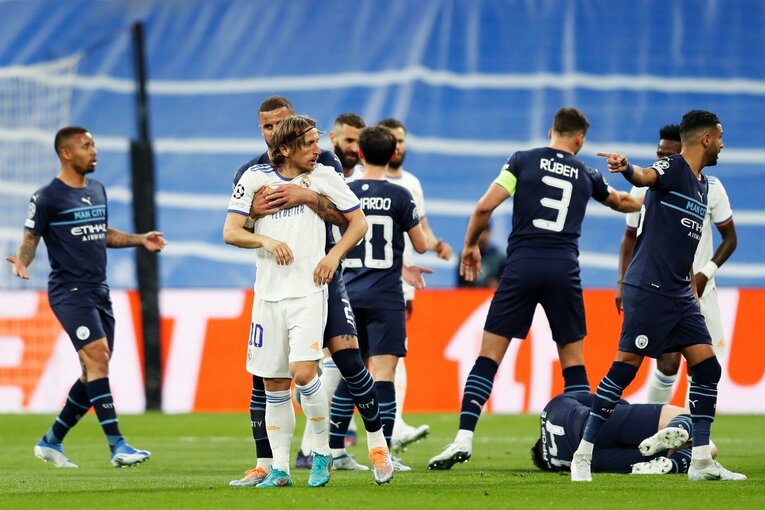 なぜレアル・マドリーは「CLで異常に勝負強い」のか “完璧だったはず”のマンCを逆転…カメラマンが震えた「伝統と成功体験の継承」(47)