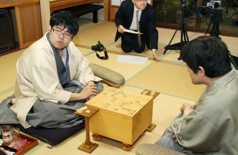糸谷哲郎vs森内俊之／竜王戦 ／ photograph by Kyodo News