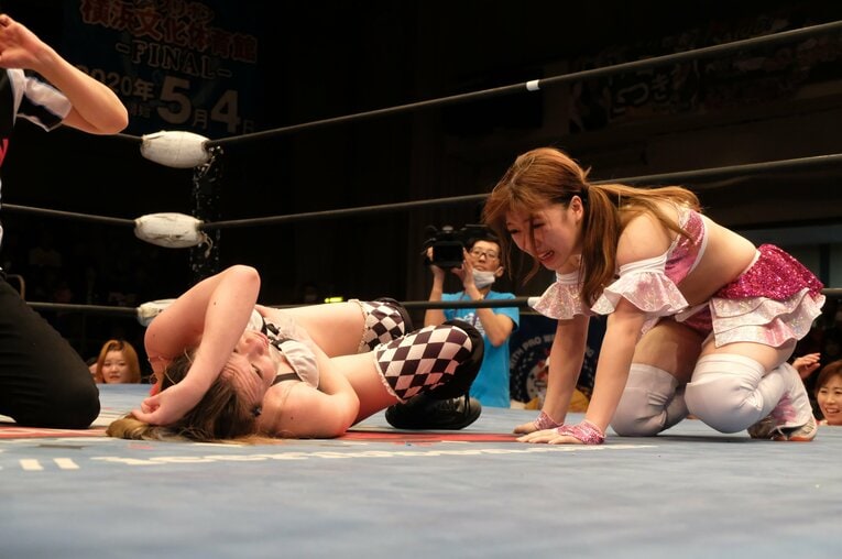 「ジュリアvs鈴季すず」はなぜ“最高に映える”タイトルマッチだったのか？ 試合直後の“姉妹”が明かしたそれぞれの「25分4秒」(122)