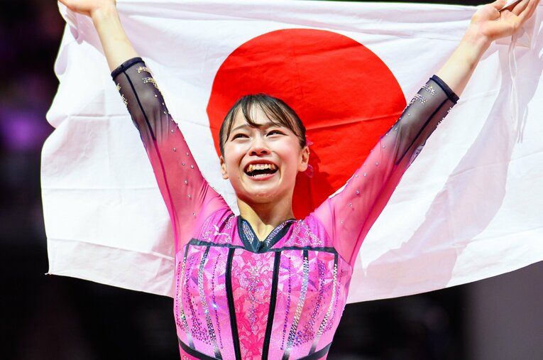体操世界選手権・種目別ゆかで金メダルを獲得した杉原愛子 ／ photograph by Getty Images