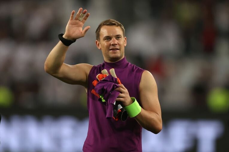 新チームでもキャプテンマークを巻くノイアーはイタリアの躍動感と一体感を高く評価する　©Getty Images