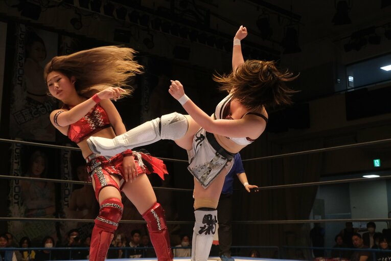 「高校に行く時間がもったいない」16歳の女子レスラーに師匠もビックリ「お前バケモノだな」 姉超えを誓う、稲葉あずさの“青天井の可能性”(51)