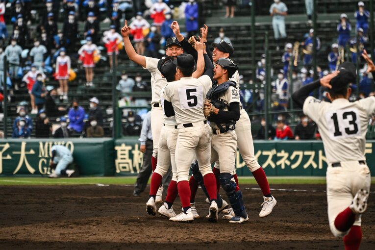 昨春のセンバツ甲子園では決勝で近江（滋賀）を破り優勝　©Nanae Suzuki