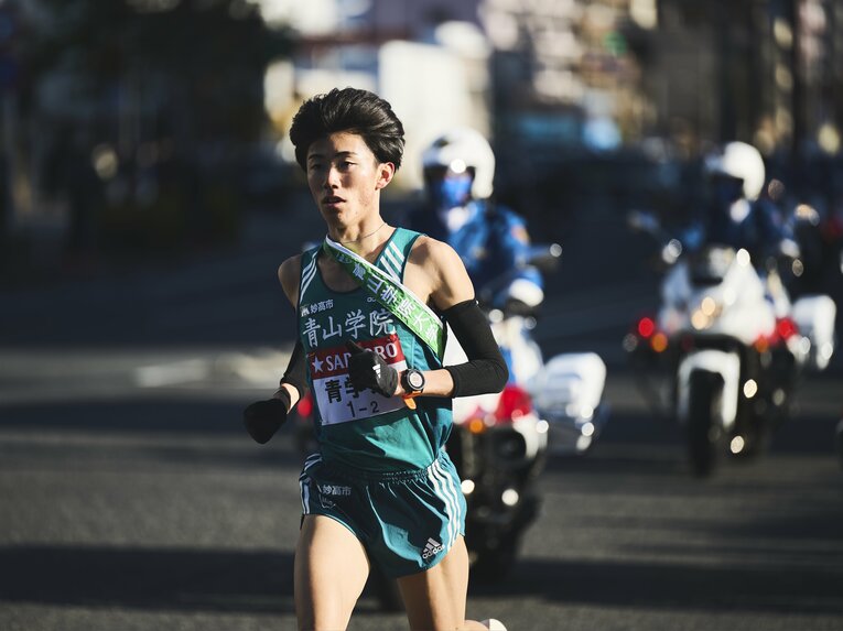 「箱根至上最高の2区」と言われるデッドヒートを見せた近藤幸太郎　©Yuki Suenaga