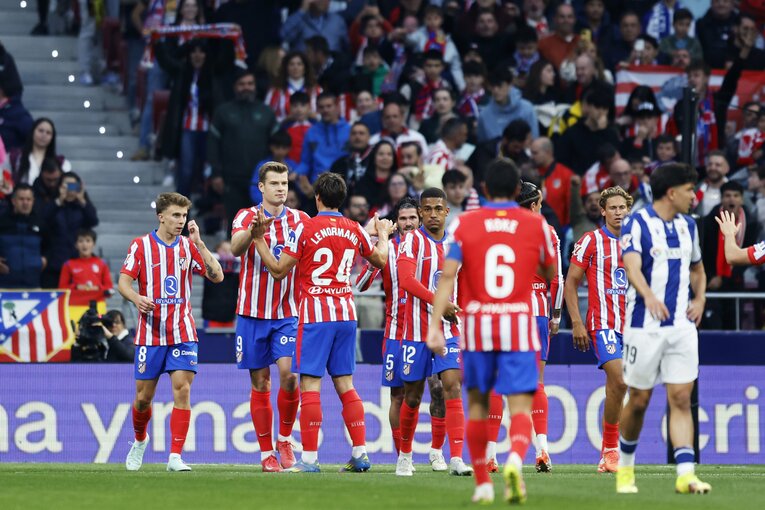 ボウ然の久保建英「ユニホームを噛んで悔しそうに」元相棒が最速ハットトリック…前半で白旗「ベンチでしばらく動けず」ソシエダに漂う“絶望”(5)