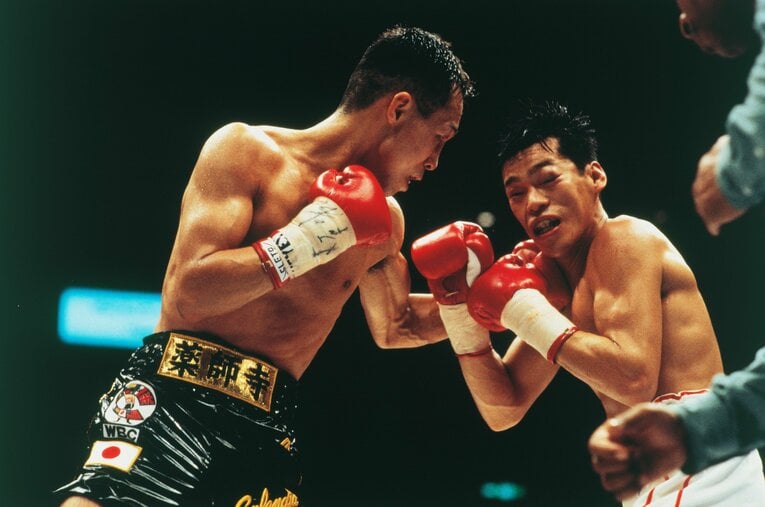 1994年12月4日、伝説の「薬師寺保栄対辰吉丈一郎」。中部で視聴率約52％、関東でも約40%を記録した歴史的な一戦だった　 ／ photograph by AFLO