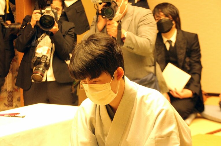 第81期名人戦第1局　©NumberWeb