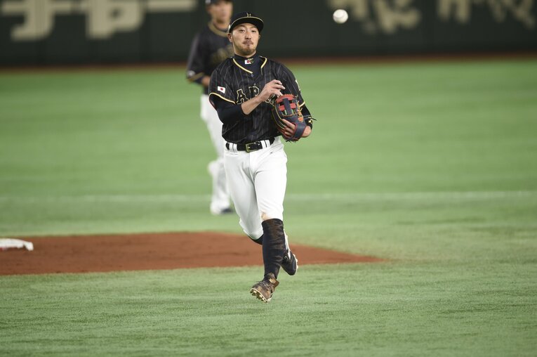 2017年WBC　菊池涼介の天才プレー集（6/27）　©BUNGEISHUNJU