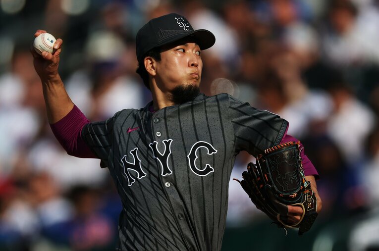 メジャーの強打者を手玉に取ったメッツ・千賀滉大の“お化けフォーク”は今季も健在。一方で、投球スタイルには意外な変化も？　©Getty Images