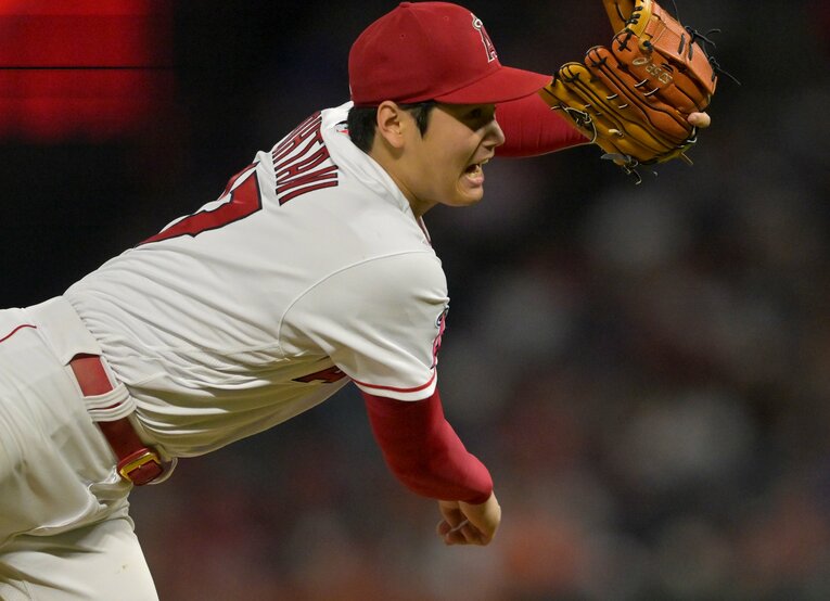 ルース以来の偉業がかかり、気迫のこもった表情の大谷　©Getty Images