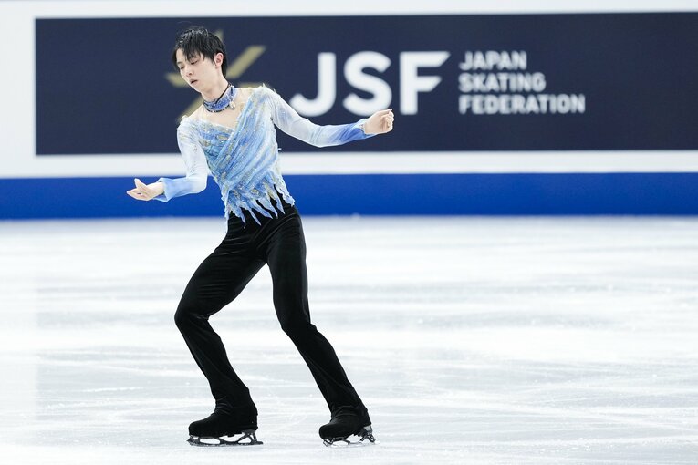 2021-2022シーズンのショートプログラム『序奏とロンド・カプリチオーソ』　©Asami Enomoto