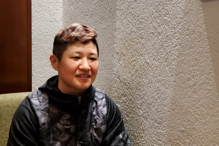 今年3月、アメリカでの統一戦を前にインタビューに応じる藤岡奈穂子