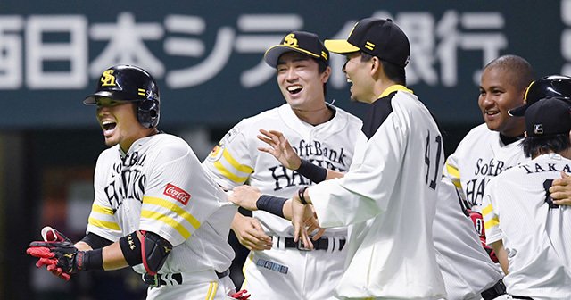 連続写真で実力診断! : 2013プロ野球新戦力 : ルーキーと新外国人33人… 日本一へ「やられたままはイヤ」。千賀滉大、タイトルより登板の信念
