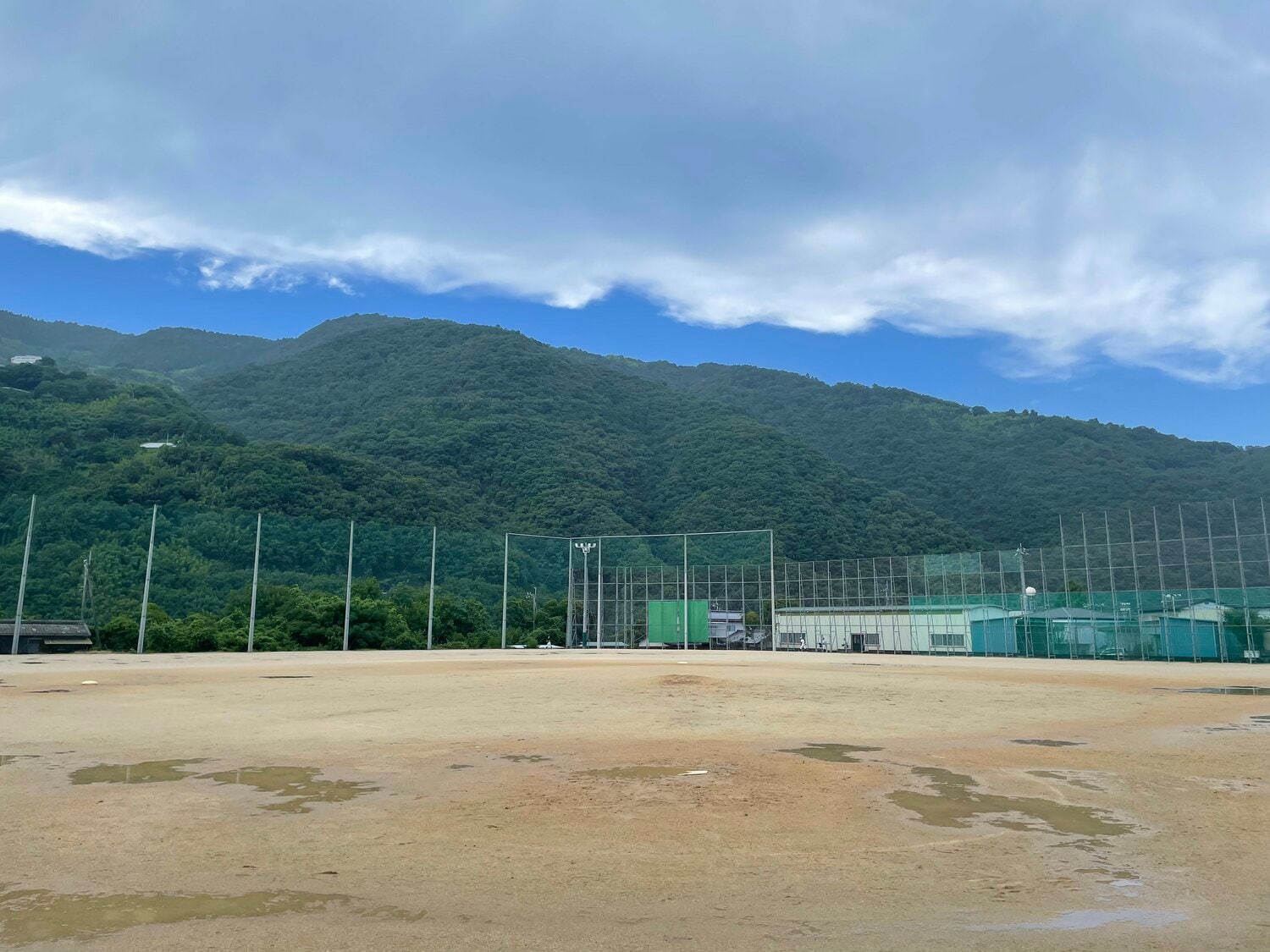 池田高校の練習グラウンド。サッカー部などと共用で使用する ©NumberWeb