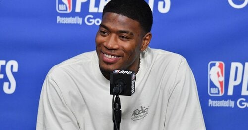 八村塁とNBAレイカーズ“再契約”の可能性は? 気になるGM発言「(ルイのような選手を)キープすることは重要」レブロンの去就も絡む今夏FAの行方