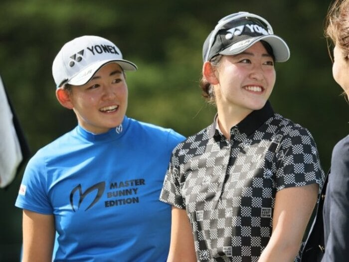 “いま一番ホット”な双子の姉妹…岩井明愛&千怜のゴルフはなぜ面白い?「我が家は毎日が合宿」父が明かす“魅せるゴルフ”の原点とは<Number Web> photograph by JIJI PRESS