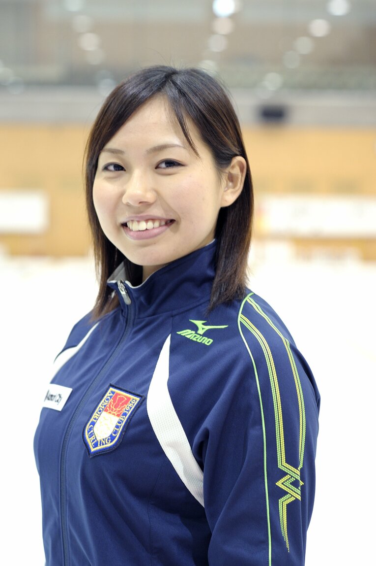 【カーリング女子レア写真】10年の近江谷…写真は右に続きます　©Sports Graphic Number