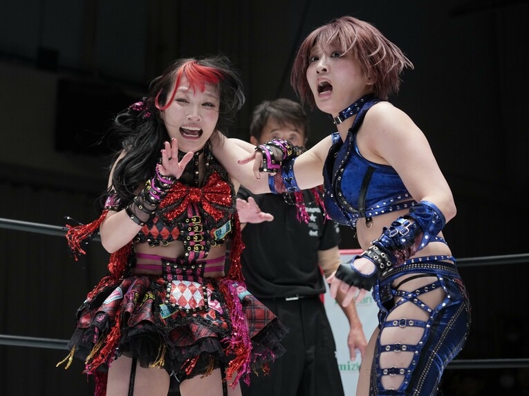 安納サオリとタッグを組んだ伊藤麻希だったが……　©Essei Hara