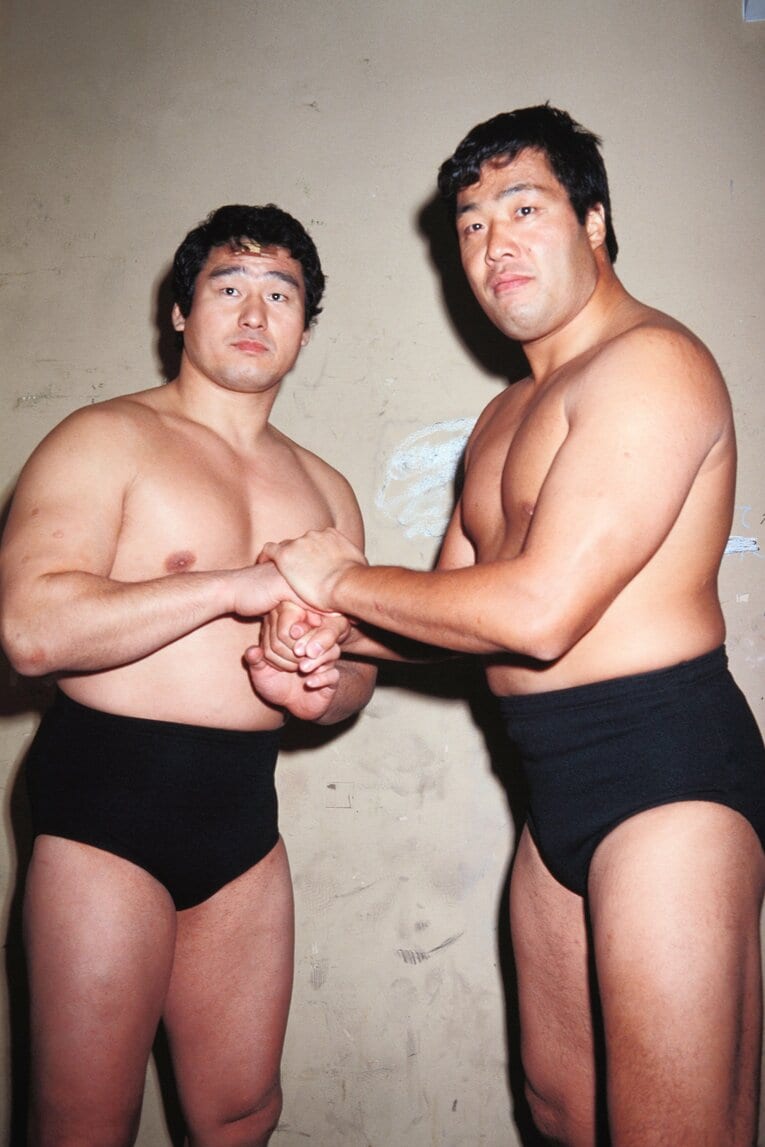 天龍源一郎、ジャンボ鶴田 ／ photograph by AFLO