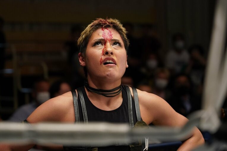 「あの子見た目はいいけれど、試合がダメだよね」 戦闘服の女子レスラー・ジュリアの生き方と“白いベルト”への愛(7)