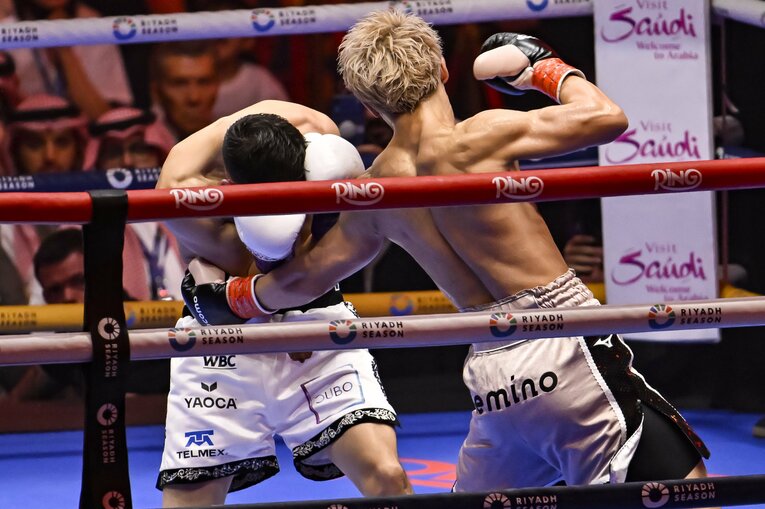 ピカソにダメージを与えていた井上尚弥の左ボディ　©Hiroaki Finito Yamaguchi