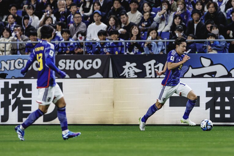 左サイドを駆け上がる中山雄太　©Kiichi Matsumoto