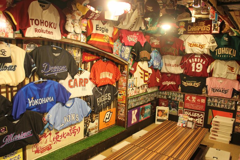 リリーズ神田スタジアムの店内　©Number Web