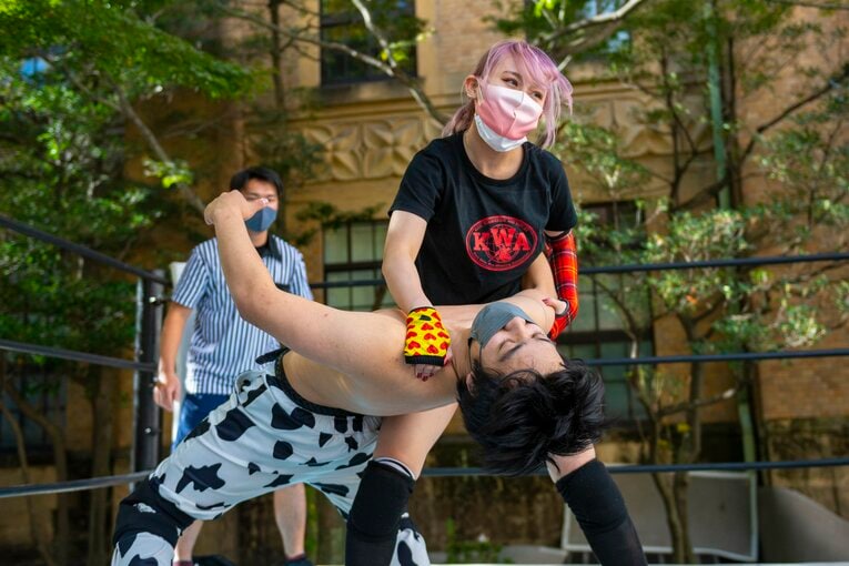 慶應プロレス研究会“唯一の女子学生レスラー”無村架純が“男子相手”に闘う理由「木村花さんみたいに」《特別フォトインタビュー》(73)