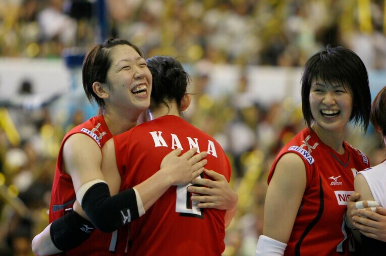 荒木絵里香、大山加奈、木村沙織 ／ photograph by Toshiya Kondo