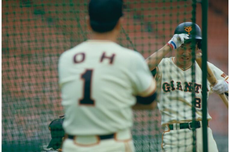 王監督の指導を受ける原©Kazuhito Yamada