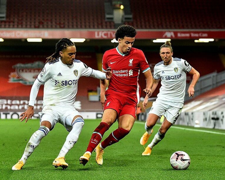 生え抜き選手としての期待も大きいジョーンズ。背番号は17となり、クロップの期待も窺える　©Getty Images