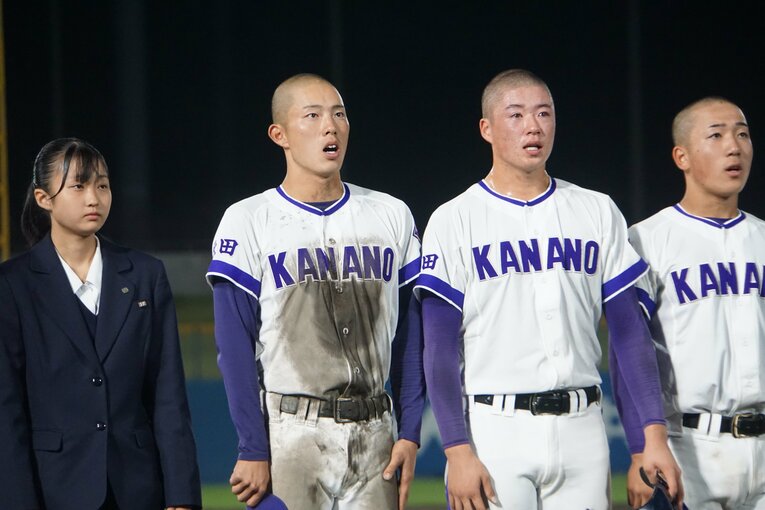 「2023年」高橋佳佑と吉田大輝ら金足農ナイン。東北大会で敗れ、来春センバツ出場は絶望的に　©Kei Nakamura