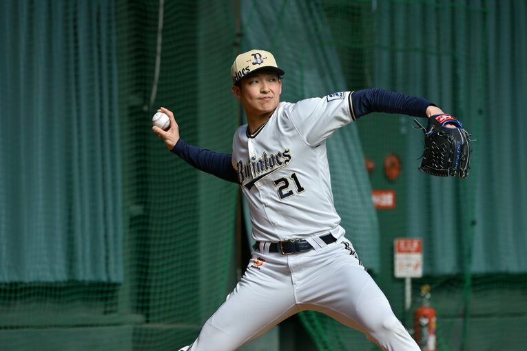 試行錯誤を繰り返してきた山崎（写真は2025年春季キャンプ）　©Hideki Sugiyama