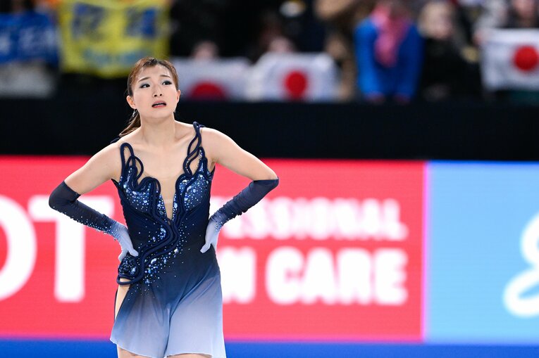 まさかの5位スタートとなったGPファイナルの坂本花織、SPの演技【スワイプするとそのほかの写真もご覧になれます】　©Asami Enomoto