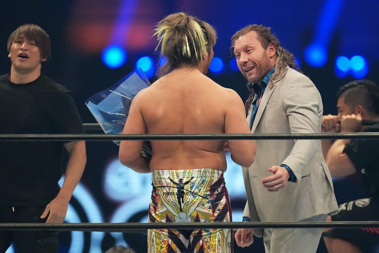 AEWのケニー・オメガと飯伏幸太が棚橋を讃えた　©Essei Hara