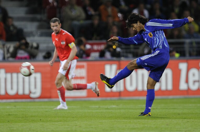 2007年、オシムジャパン体制下で戦った3大陸トーナメントでの中澤　©Takuya Sugiyama