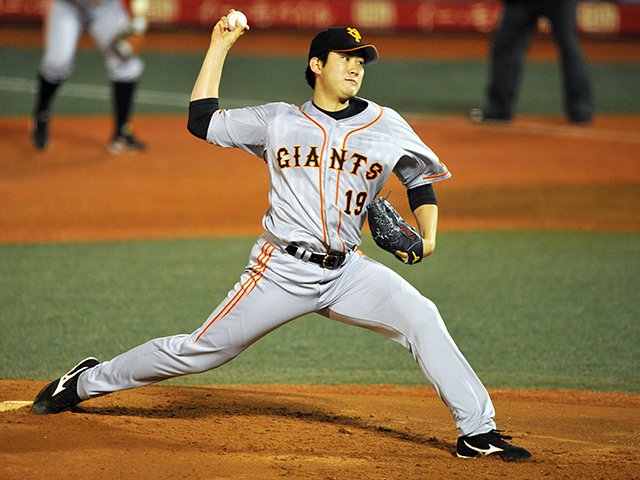 田中に唯一の黒星をつけた男。菅野智之は繊細な指先で勝負する!
