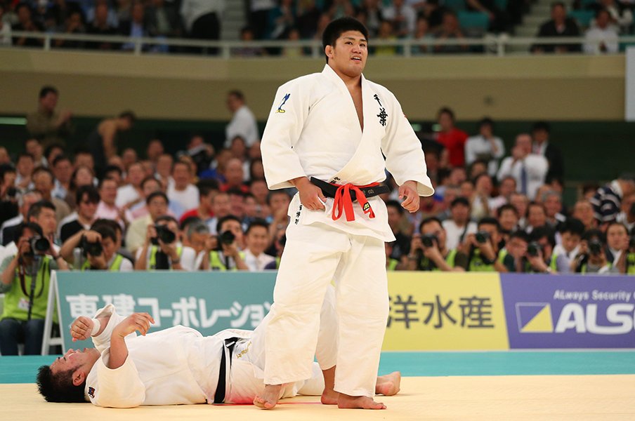 中量級なのに全日本柔道の“名物”。加藤博剛、小よく大を制す極意。<Number Web> photograph by AFLO SPORT