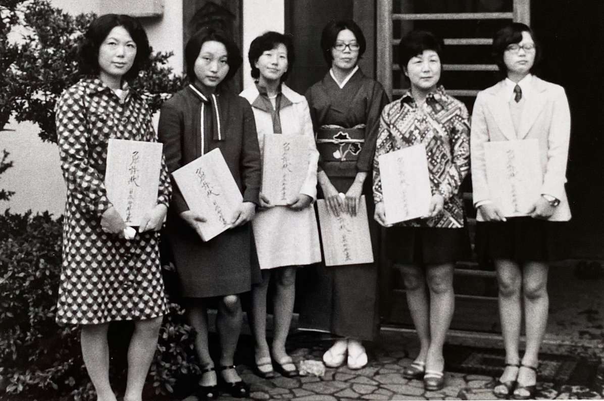 1974年に誕生した草創期の6人の女流棋士　©Noboru Tamaru