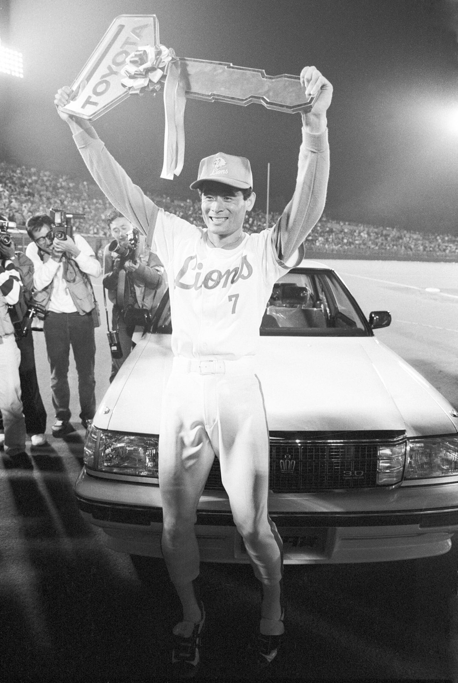 プリンスホテルの先輩に当たる石毛は1988年の日本シリーズMVPにも輝くなど西武の顔のひとりとしても活躍　©JIJI PRESS