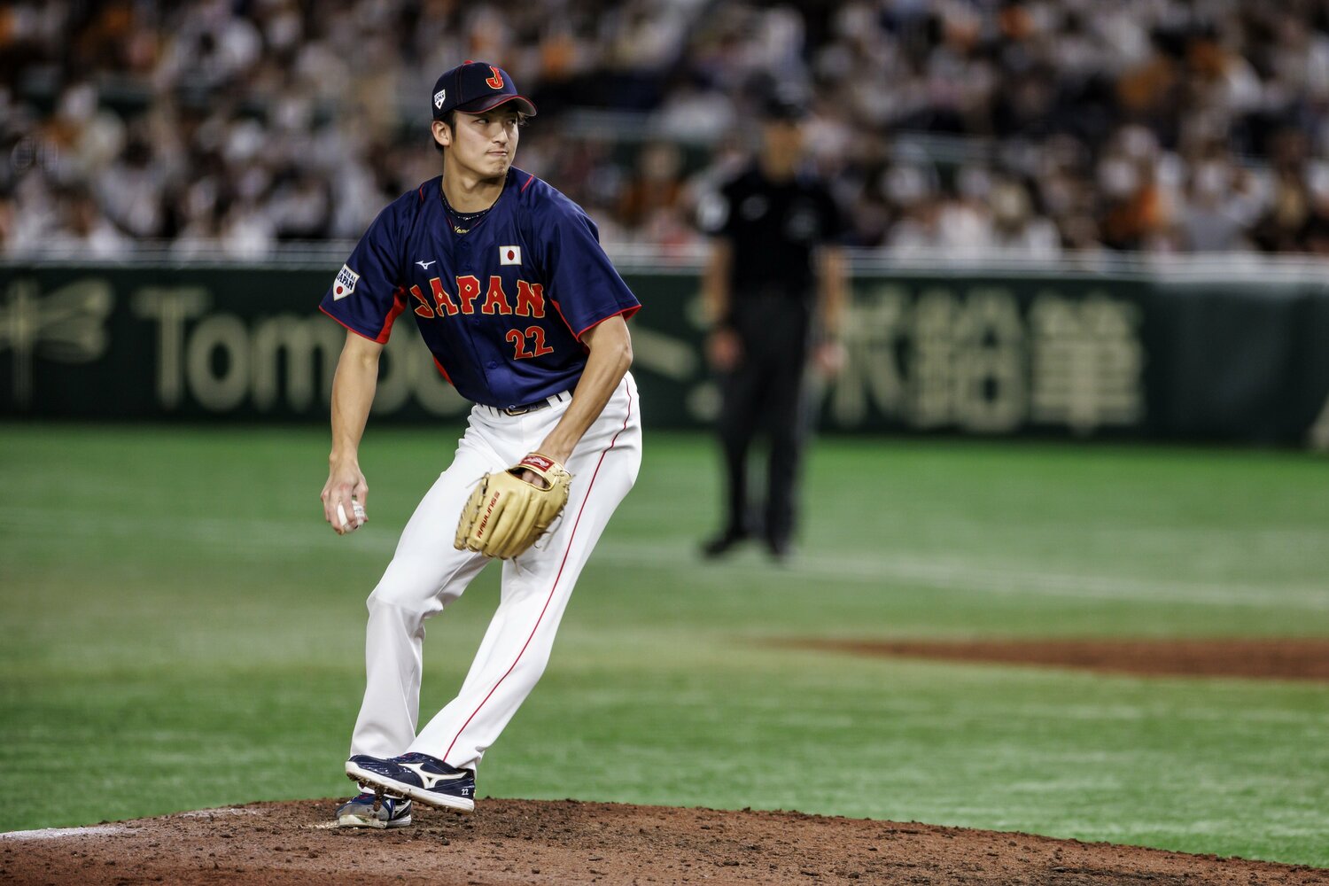 昨年11月の強化試合でマウンドに上がった山崎颯一郎　©︎Kiichi Matsumoto