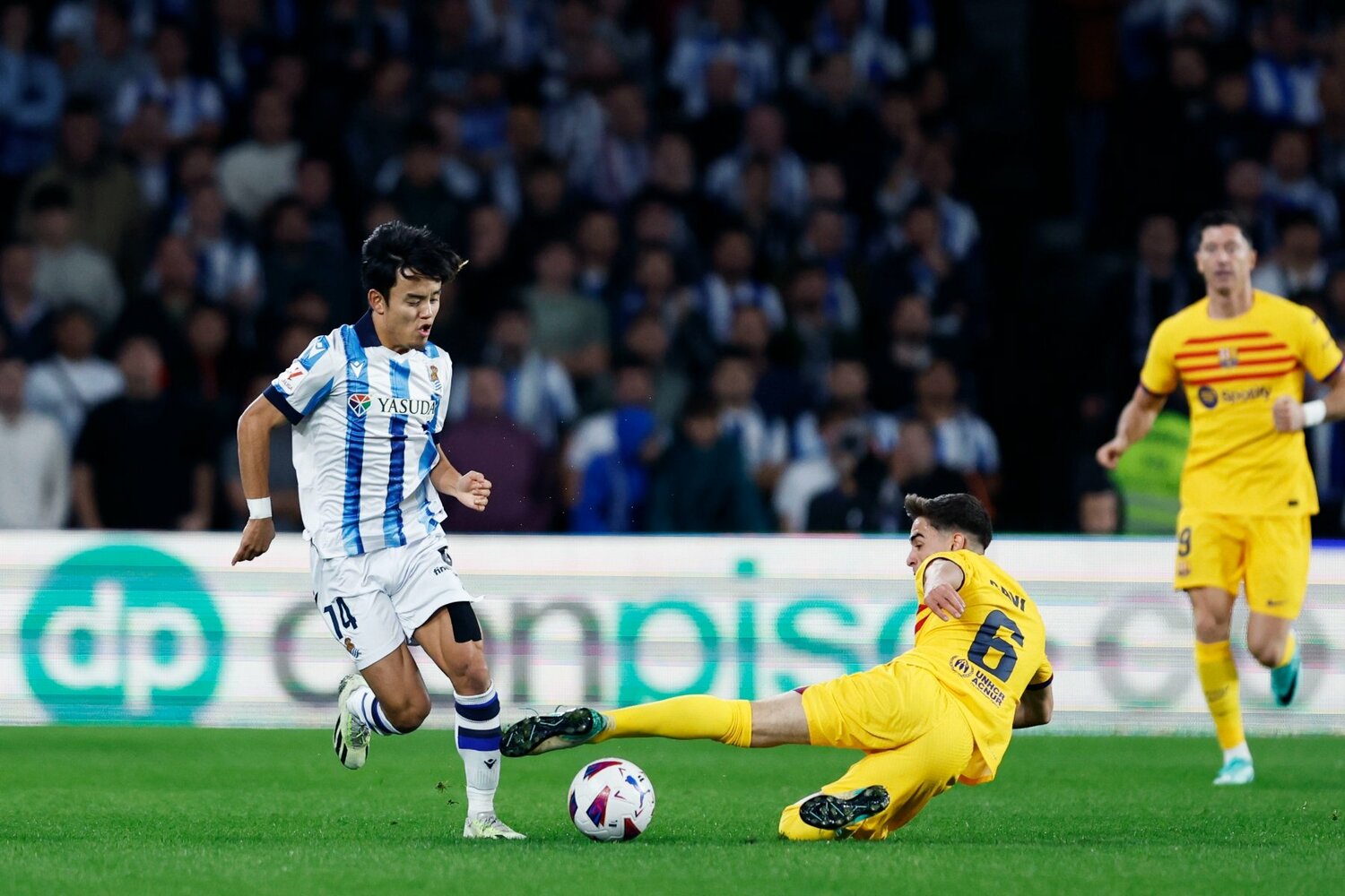 久保とガビのマッチアップ