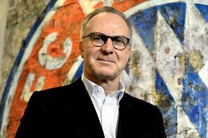 【#1を読む】「ライバルチームを弱体化させる選手獲得はしていない」バイエルン会長が明かす“PSGとの関係”