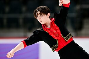 「不安すぎて泣いてしまったり…」17歳・中田璃士が“日本男子初”快挙の現地舞台ウラ…来季シニアデビューの“次世代エース”が語った自信